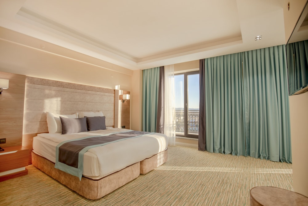 Elifim Resort Hotel 16/68