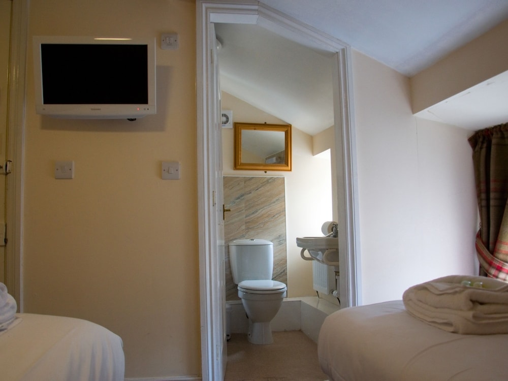 Horseshoe Hotel 25/32