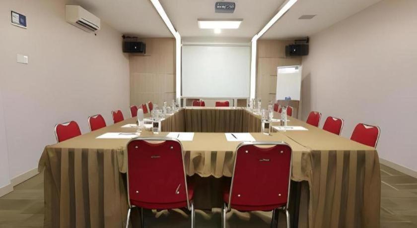 Lovina Inn Batam Center 34/49