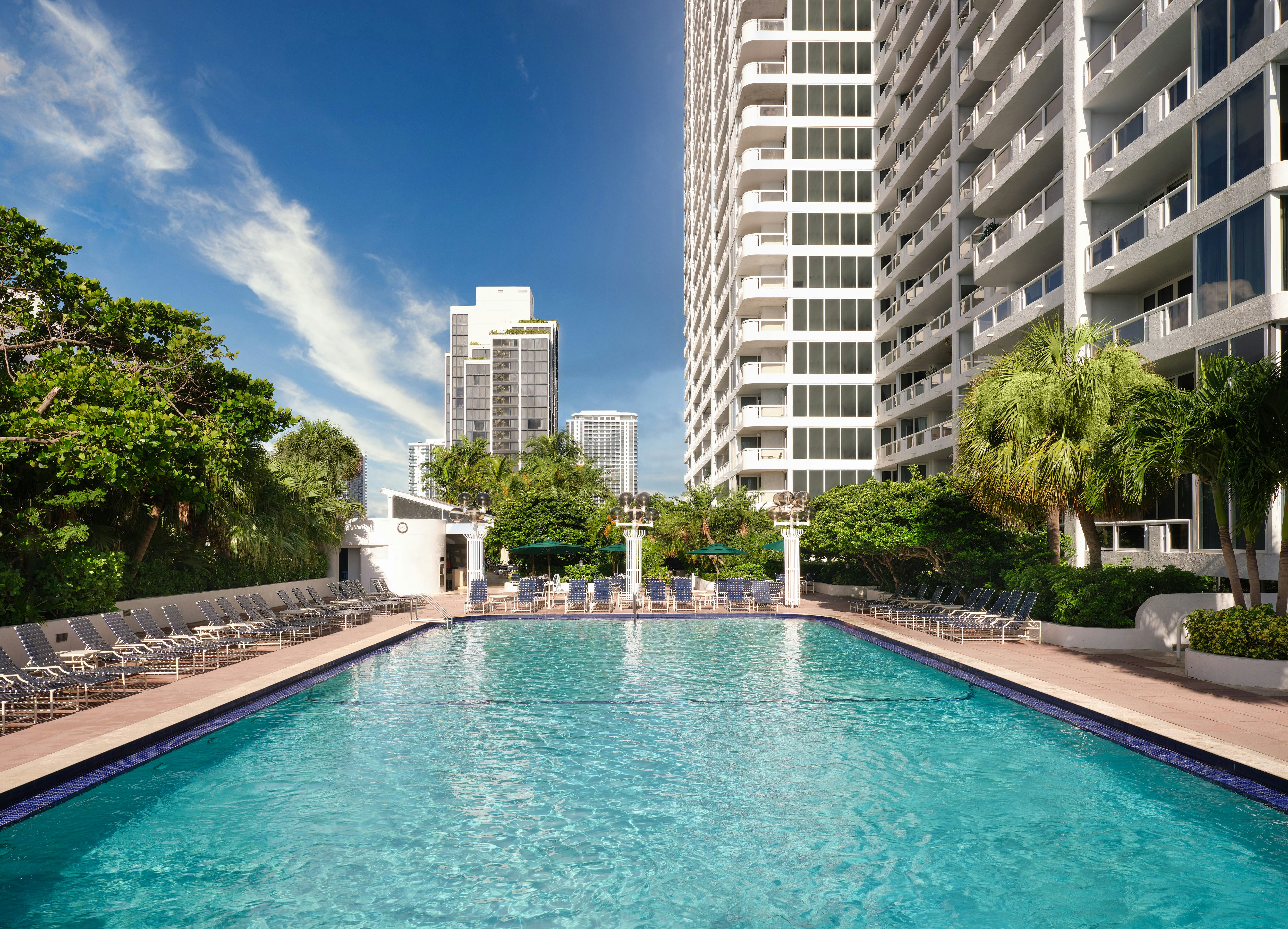 Doubletree By Hilton Grand Hotel Biscayne Bay 66/67