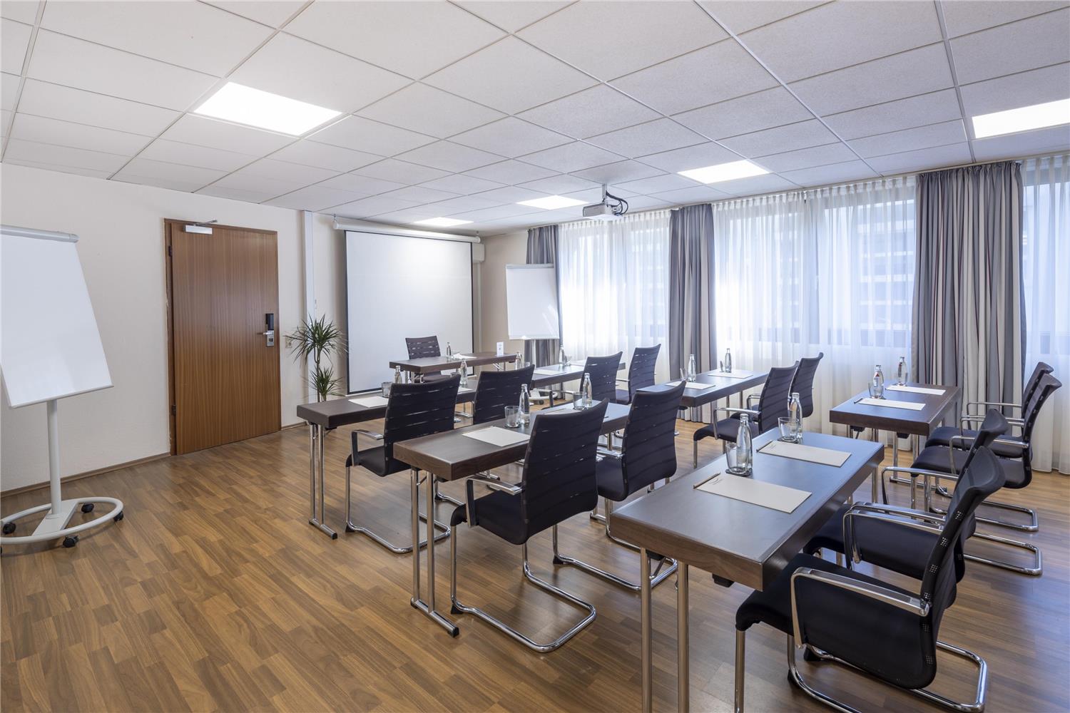 LOFTSTYLE Hotel Gerlingen, Sure Hotel Collection by Best Western 21/22