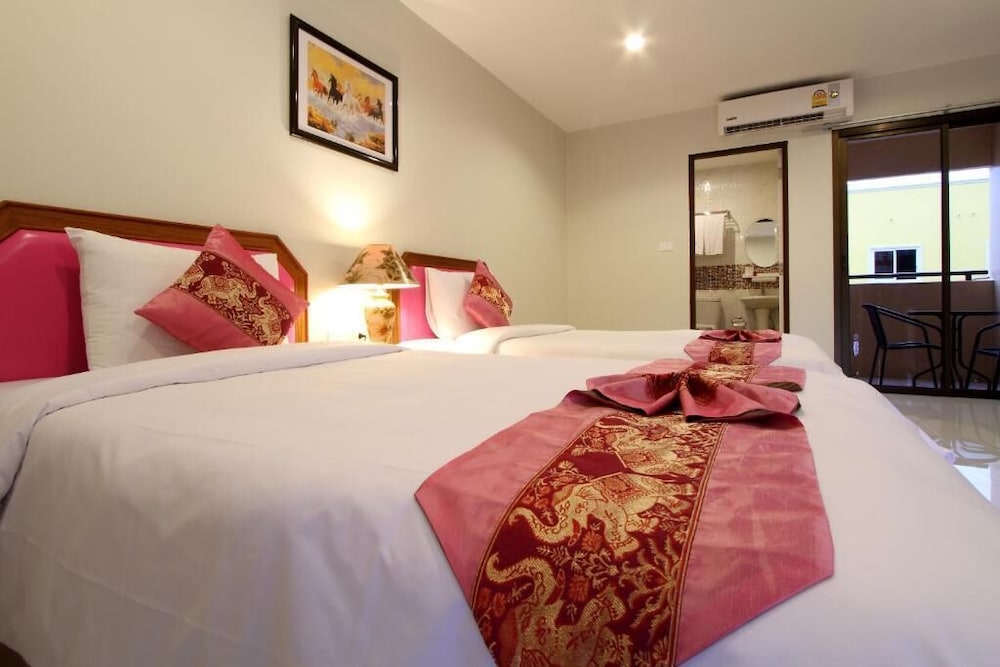 Phuket Airport Inn 25/52
