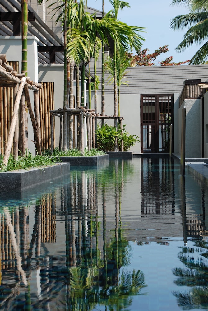 Sareeraya Villas and Suites 47/50