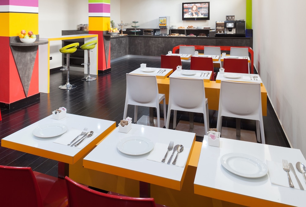 restaurant-cafeteria