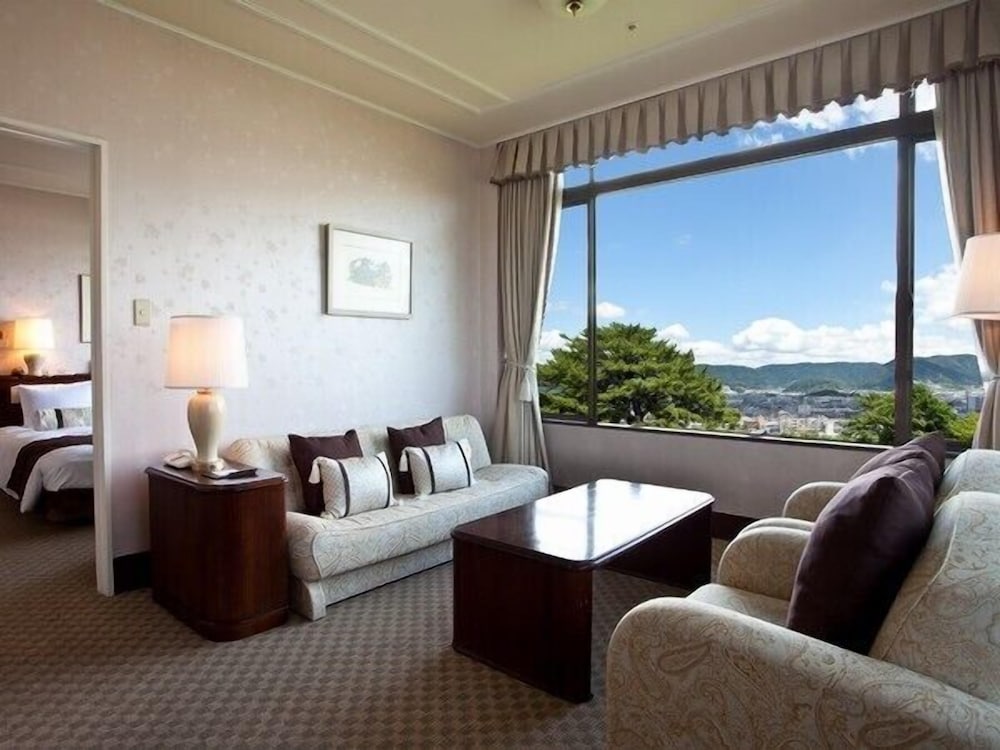 Gamagori Classic Hotel 27/38