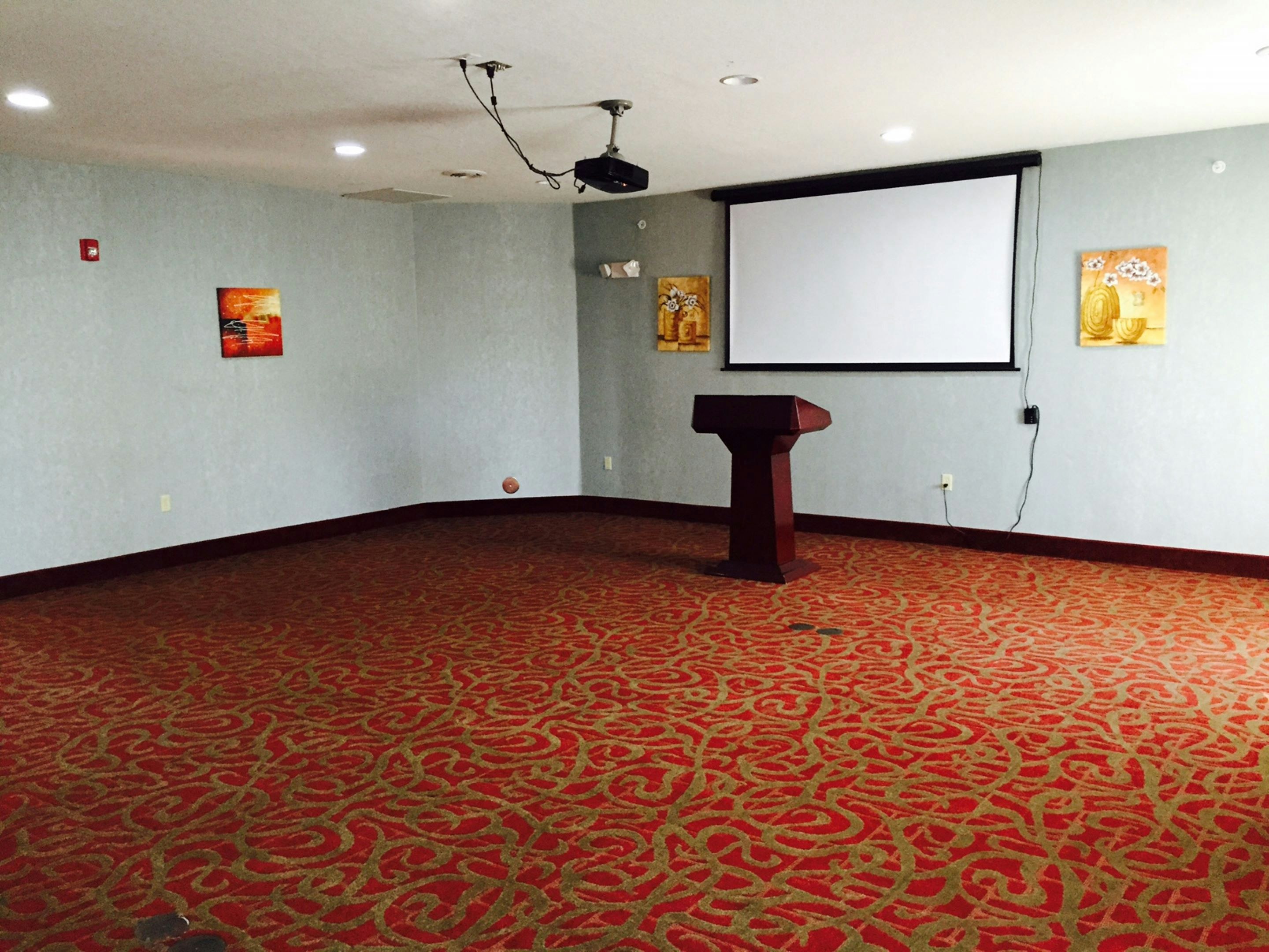 Red Roof Inn and Suites Detroit - Melvindale / Dearborn 8/42