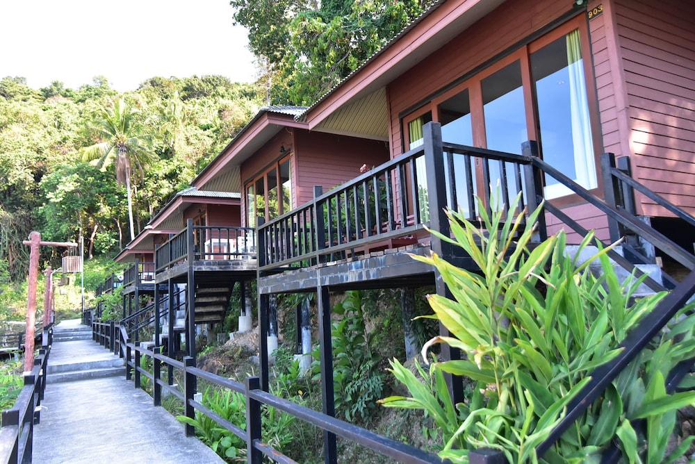 Koh Ngai Thanya Beach Resort 3/65