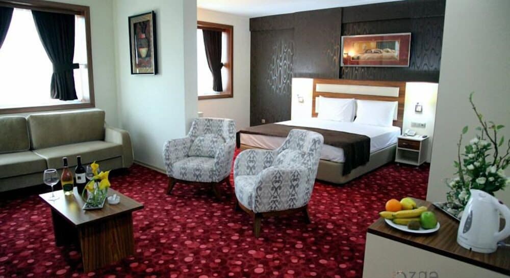 Palmcity Hotel Turgutlu 10/13