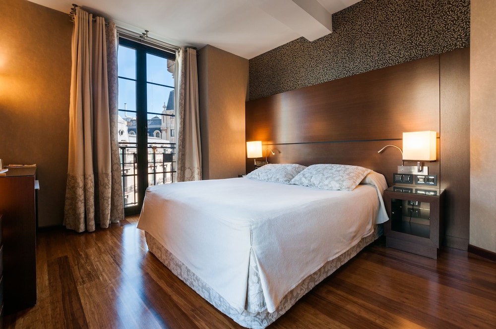 HOTEL COLONIAL BARCELONA 44/77