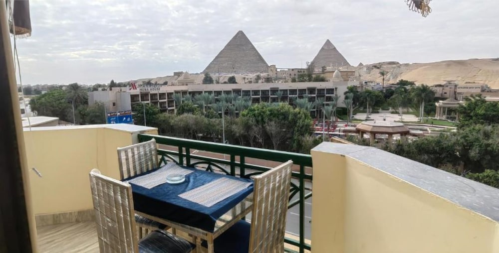 Regency Pyramids View Hotel 49/57