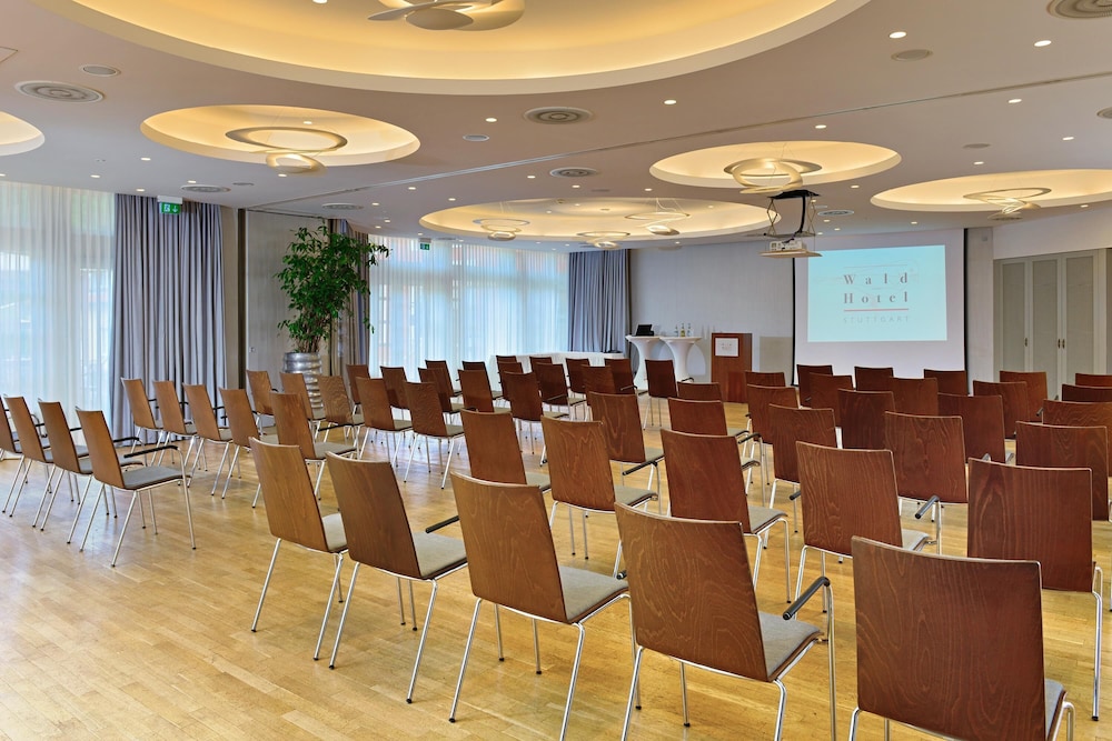 Waldhotel Stuttgart 69/79