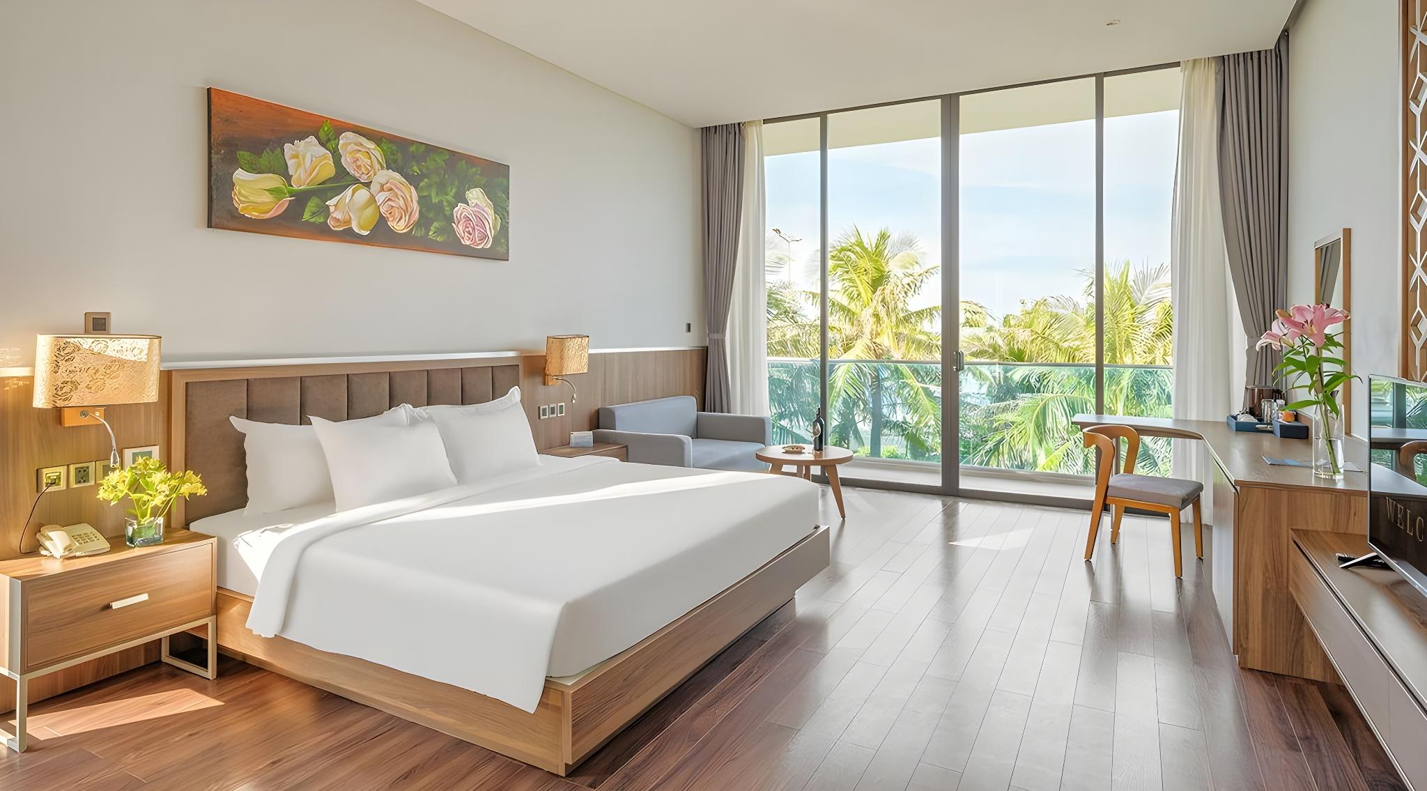 4 Bedrooms, Villa, Beach Front, Private Pool