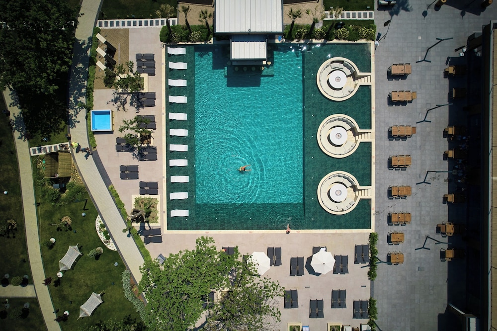 Parmos Otel 1/50