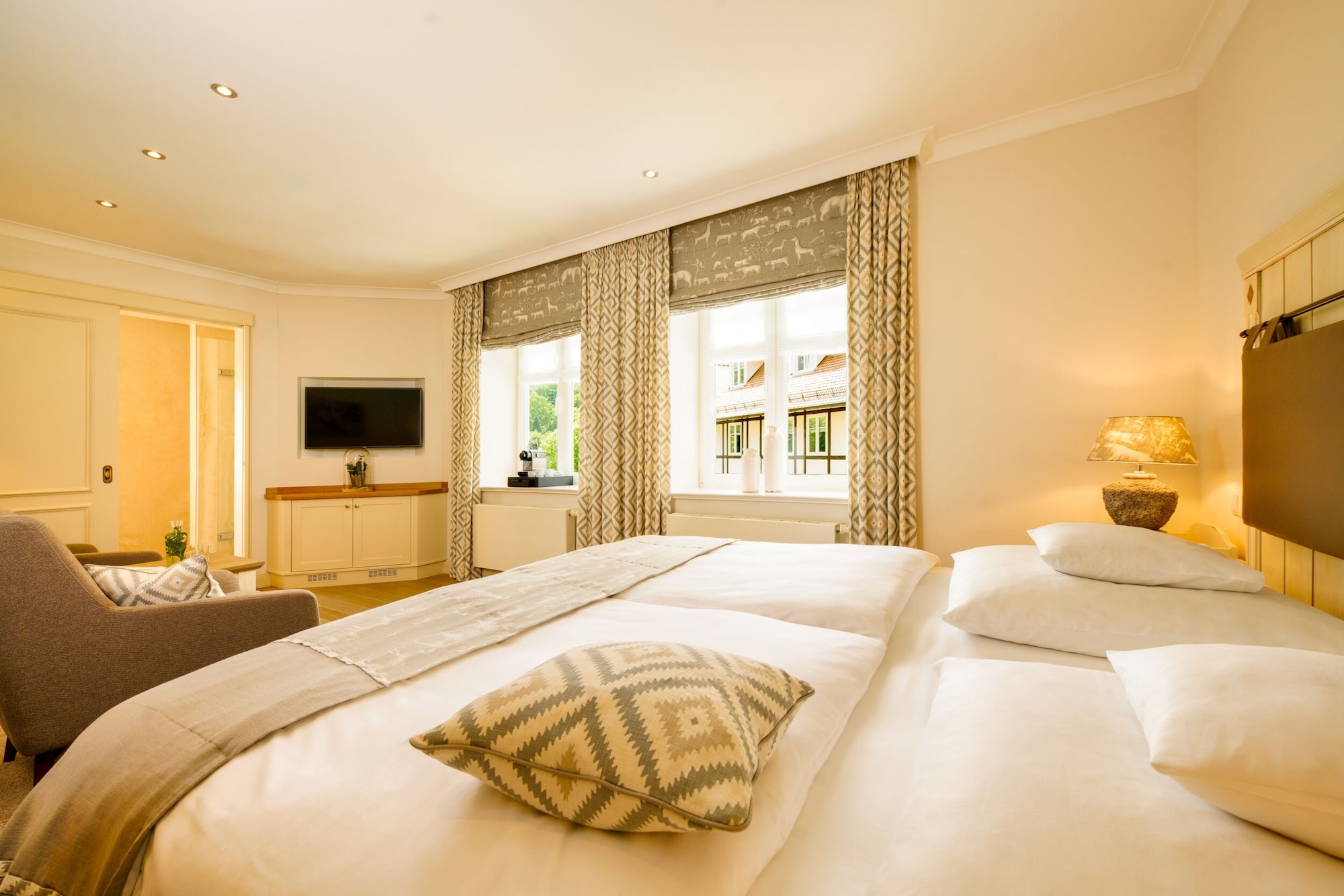 Room, King Bed
