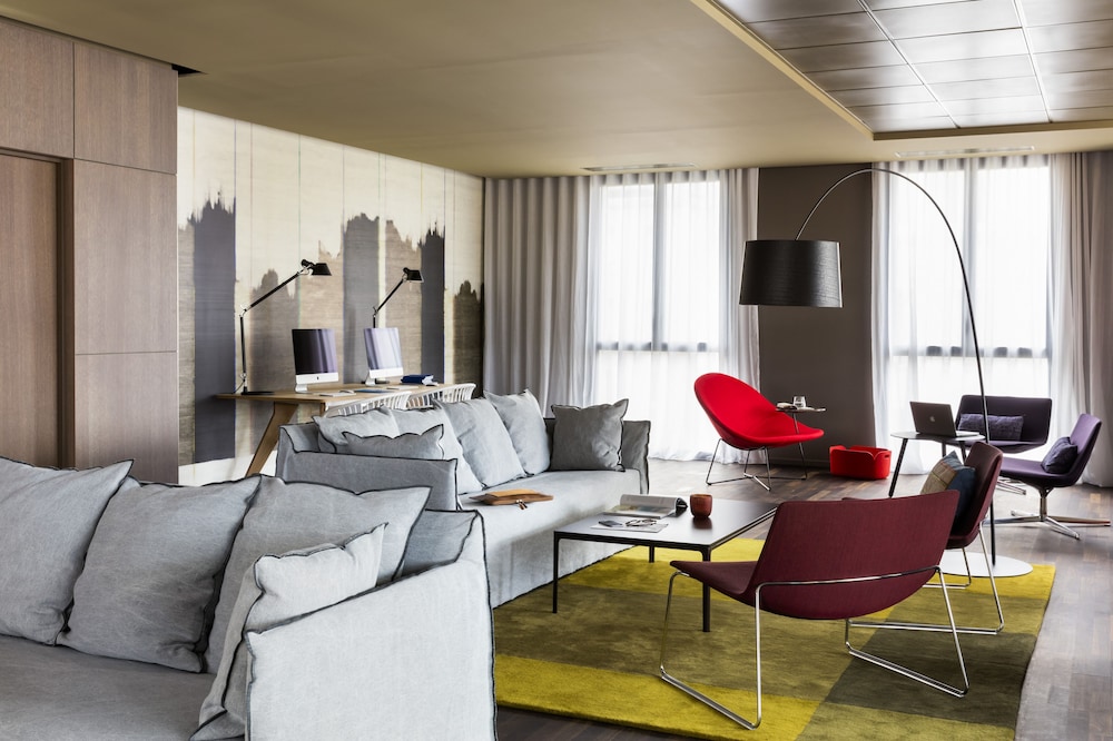 Okko Hotels Paris Rueil Malmaison 30/63
