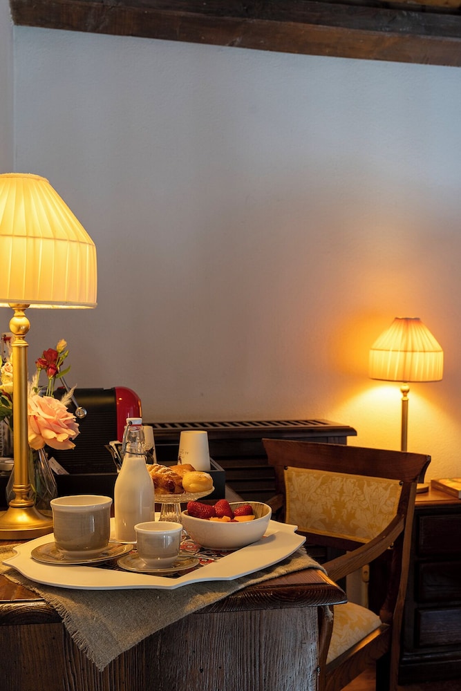 Hotel Tenimento Al Castello 38/50