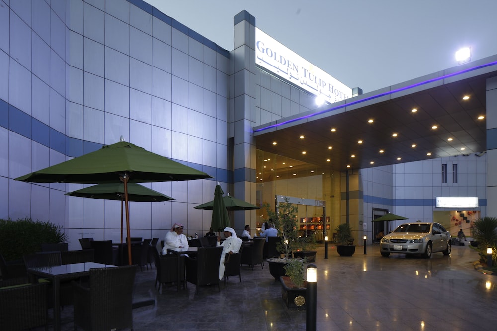 جولدن توليب حائل(Golden Tulip Hotel) 34/39