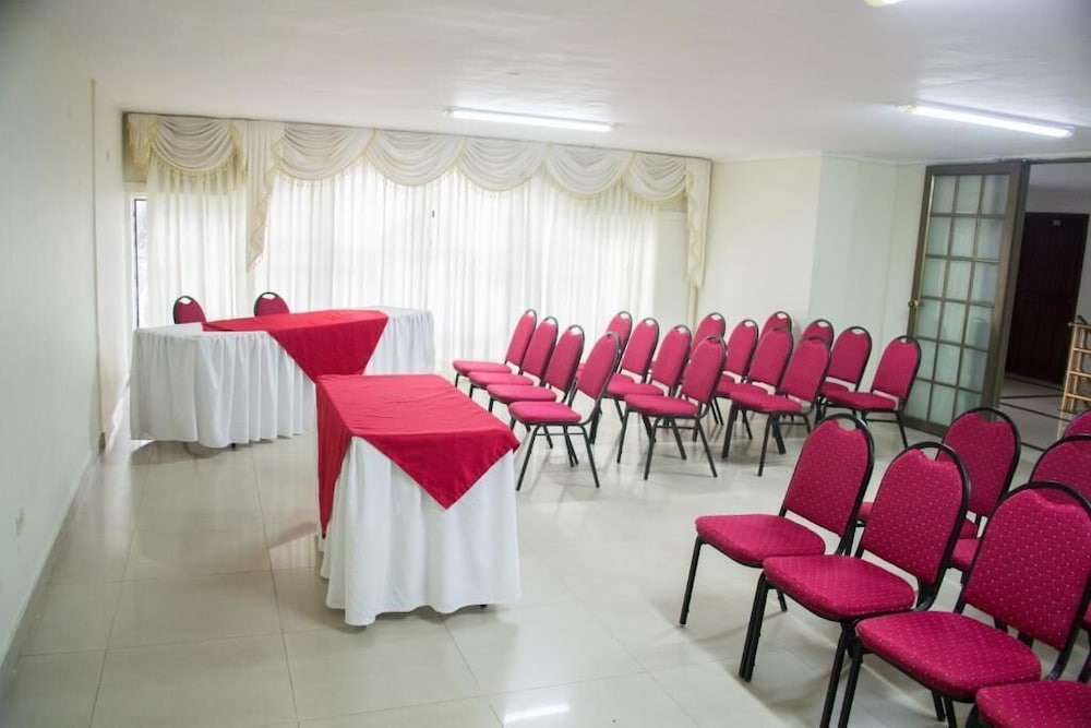 Hotel Suite Dorado 42/55