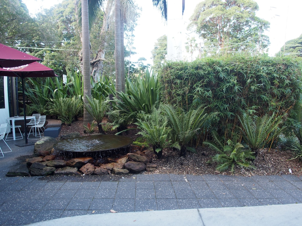 Mercure Sydney St Leonards 72/76