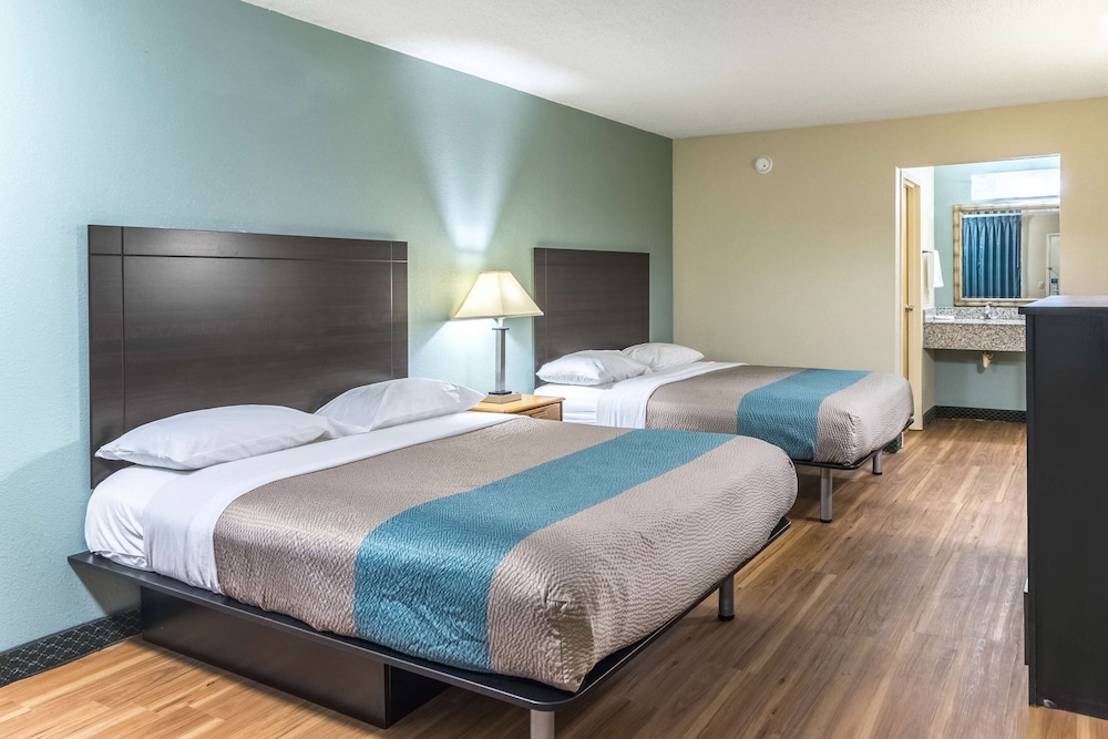 Motel6 Kenly, NC 23/41