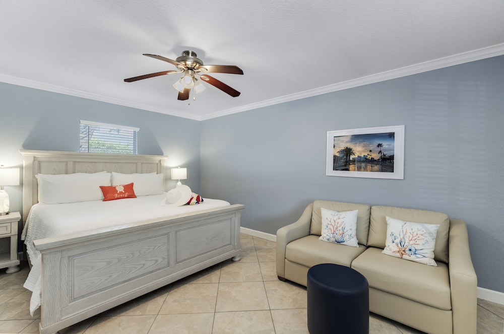 Efficiency, Futon Bed, King Bed, Sun Pool