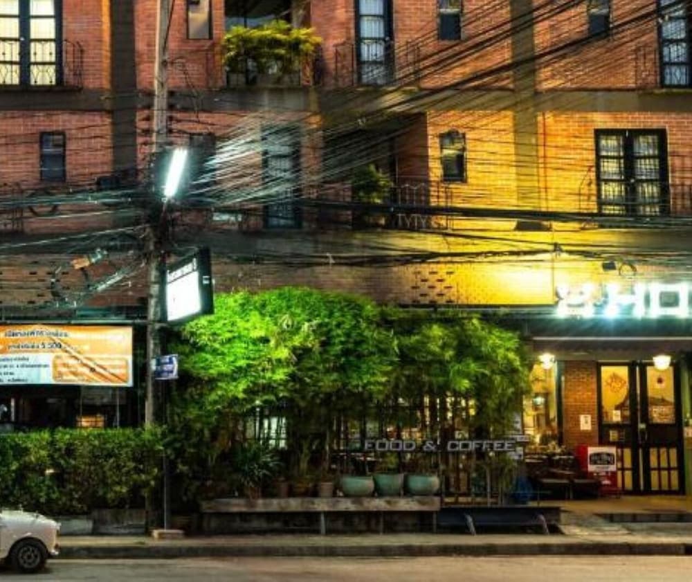 The 8 Factory Hostel Phitsanulok 8/69