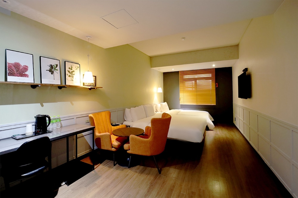 Seomyeon Hound Hotel 1St Street 18/54