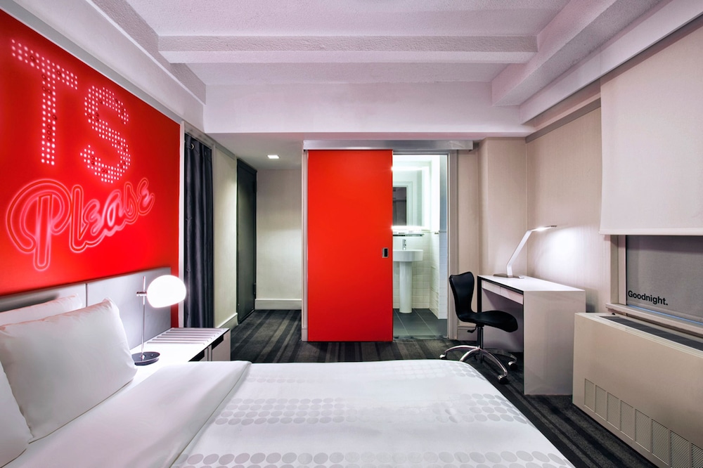 THE ROW NYC HOTEL 16/49