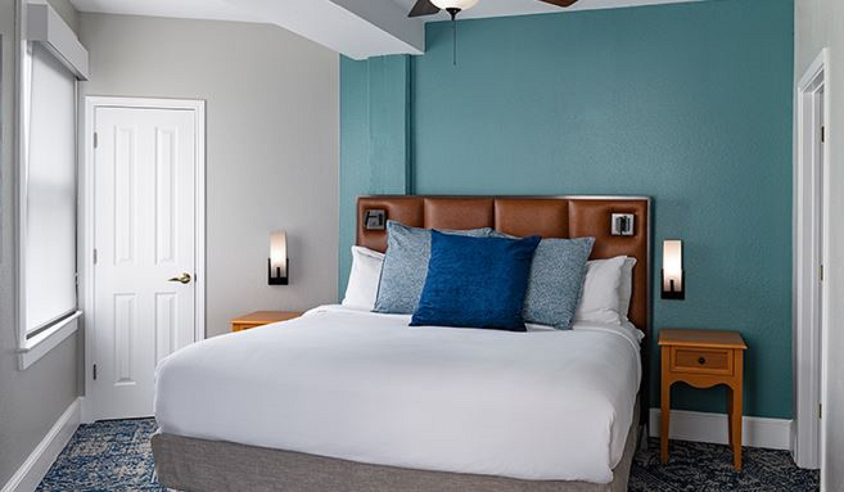 2 BEDROOMS, SUITE