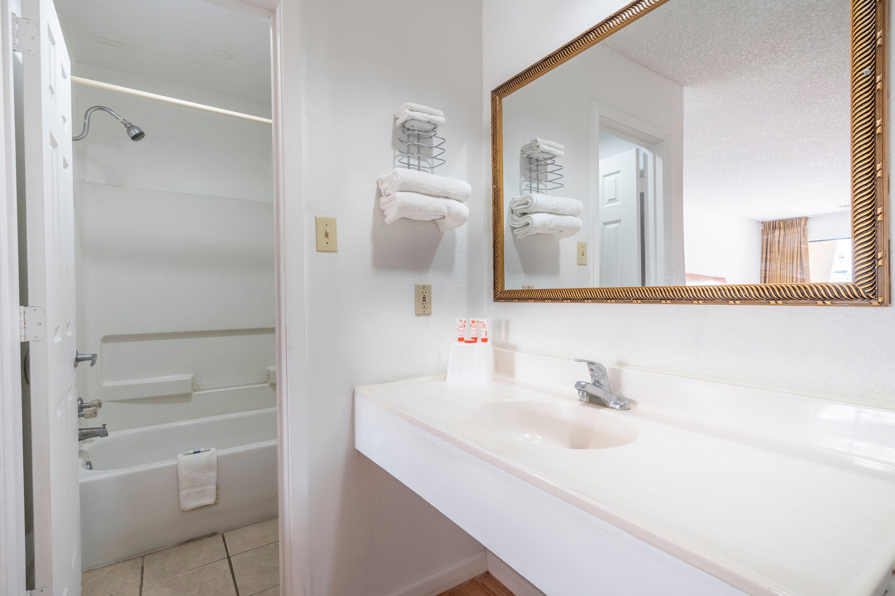 OYO Hotel Groesbeck 23/26