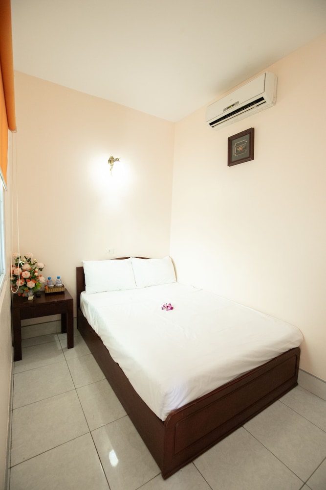 Nanynu Mini Hotel 18/48