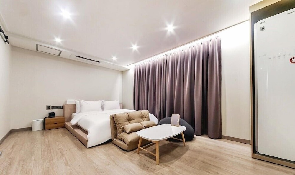 Centro Tourist Hotel 7/50
