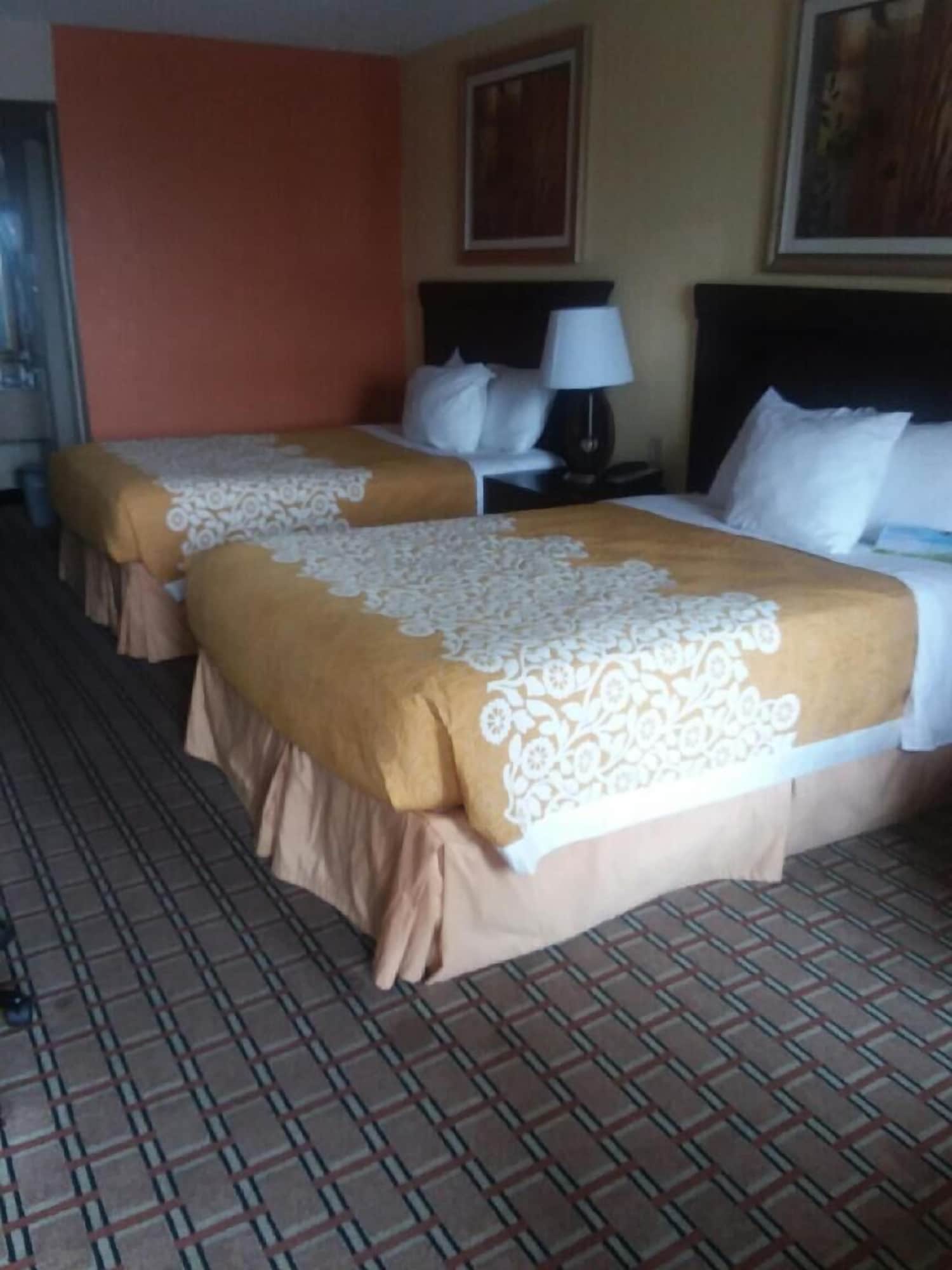 غرفة أساسية بسريرين مزدوجين، Days Inn By Wyndham Blytheville 3/6