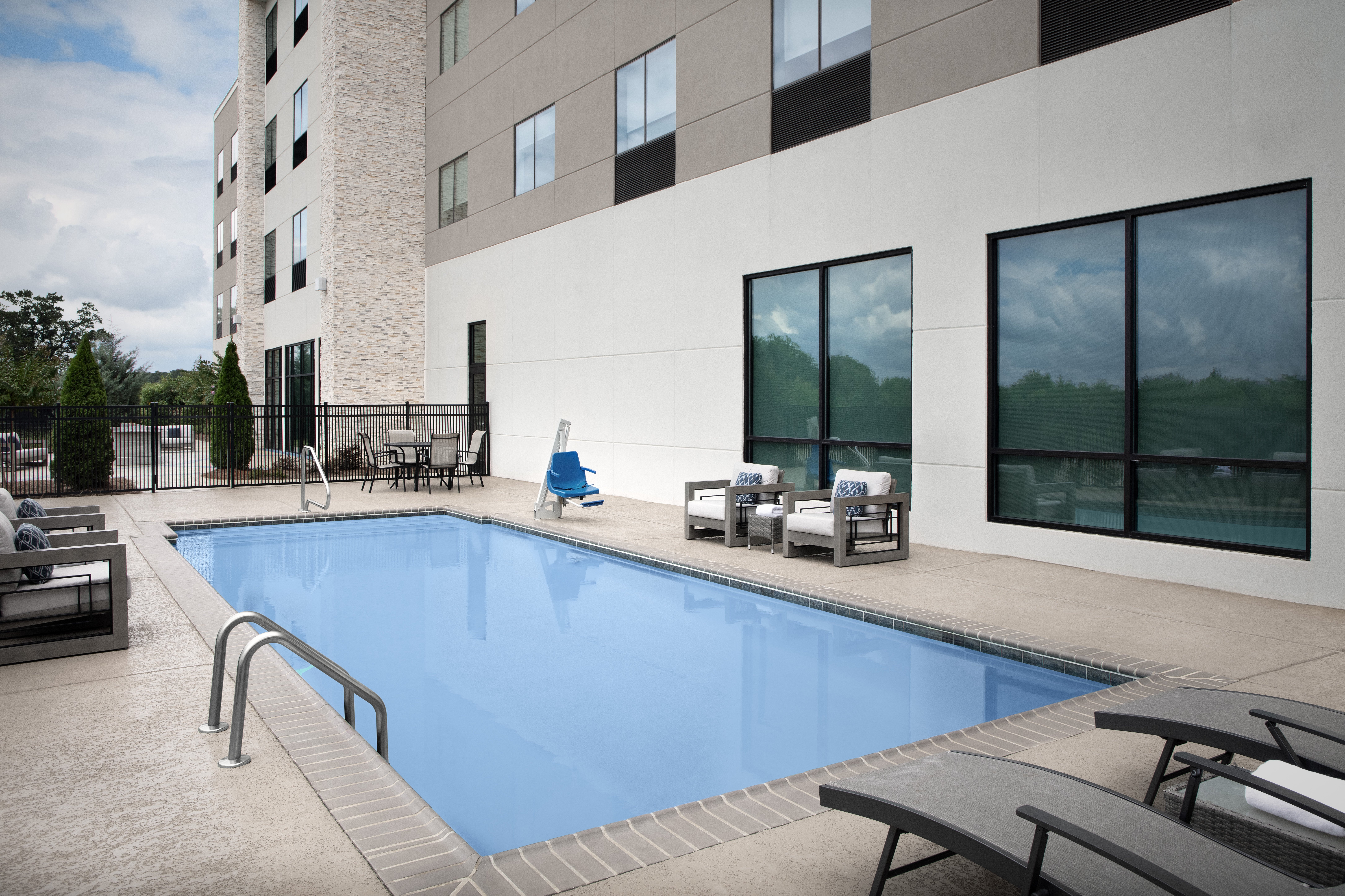 Holiday Inn Express & Suites McCalla - Birmingham West 31/58