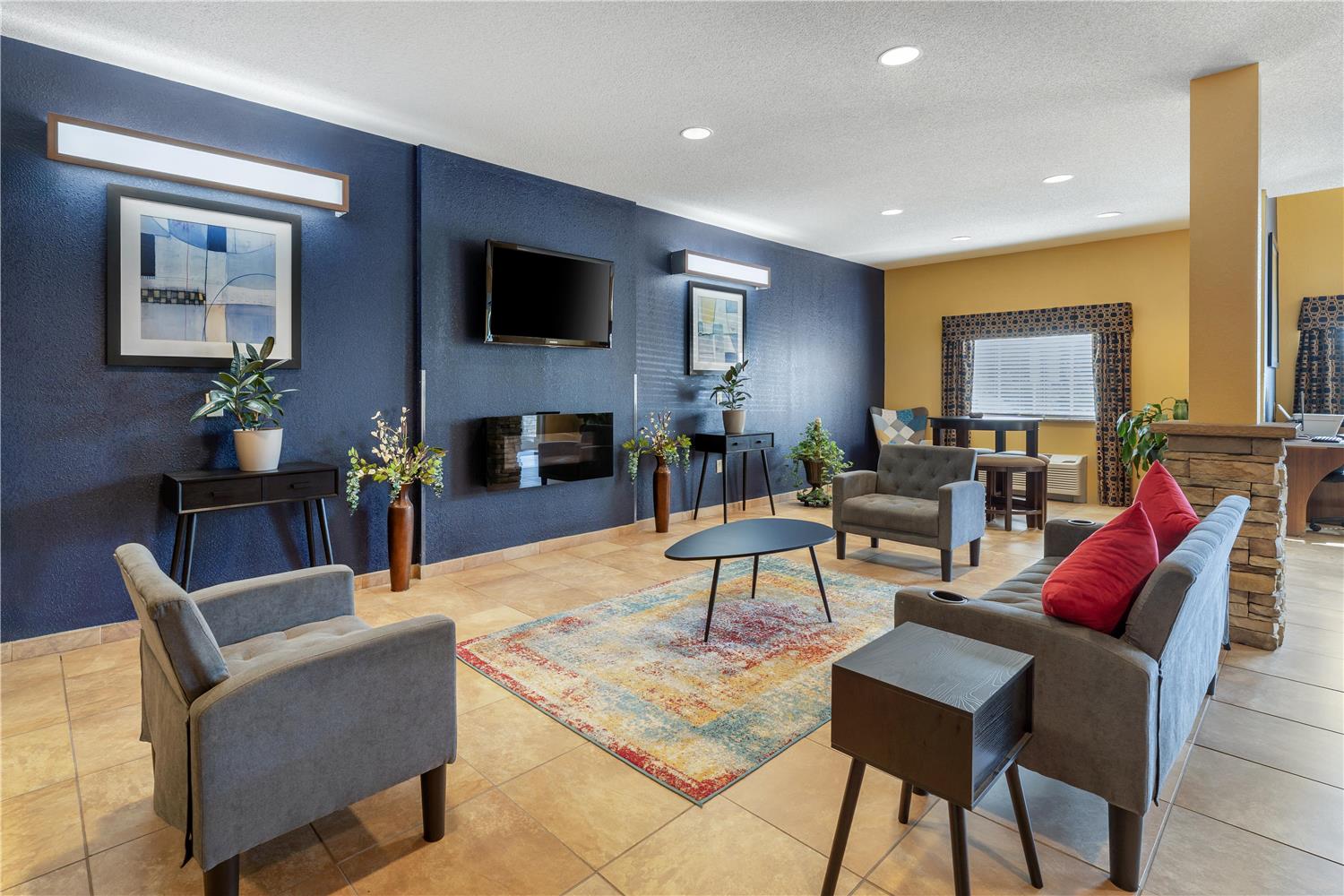 Surestay Plus Hotel By Best Western Keyser 6/12