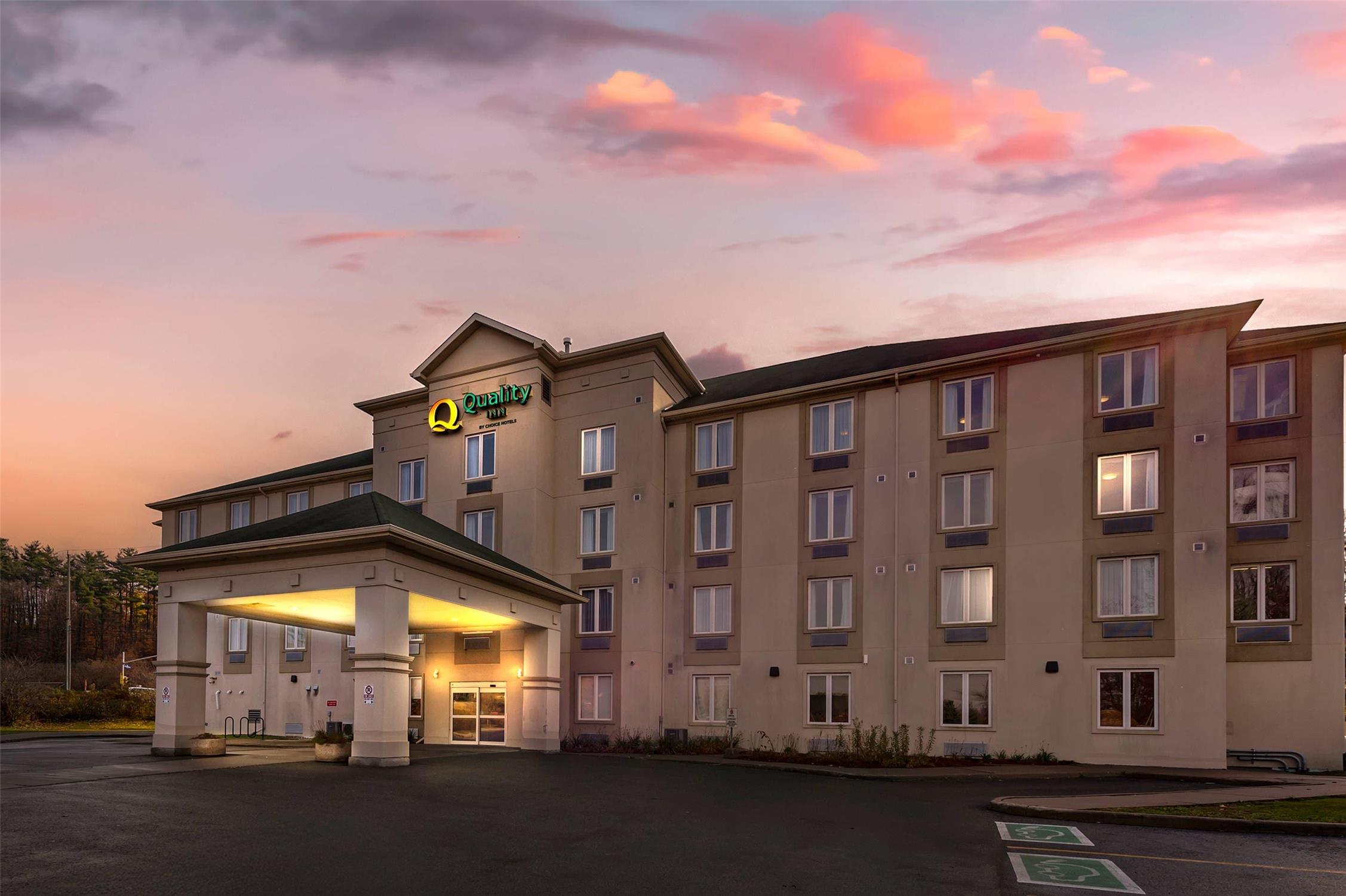 Quality Inn Orleans, ON photo4