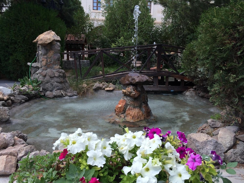 Burcu Kaya Hotel 18/39