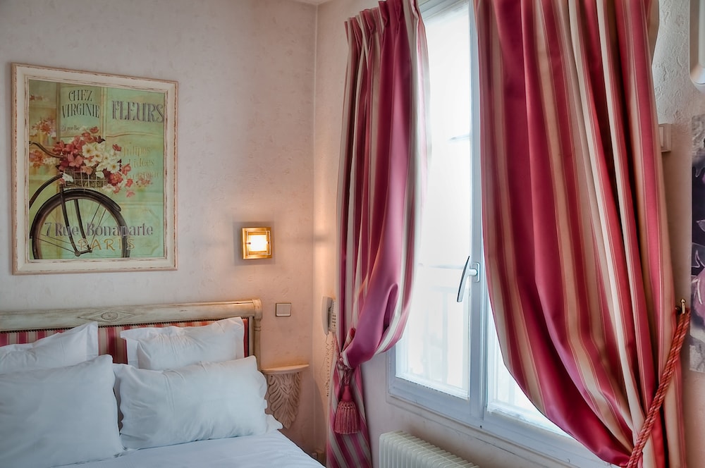 DUPLEX, SUITE