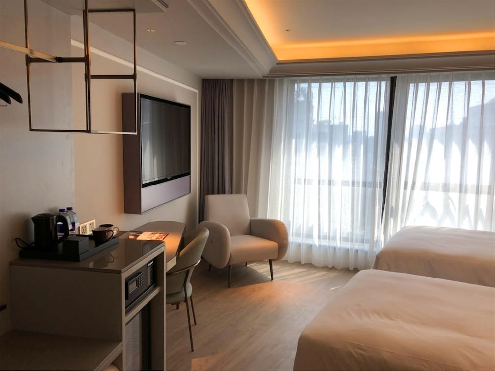 Mercure Hangzhou West Lake 42/59