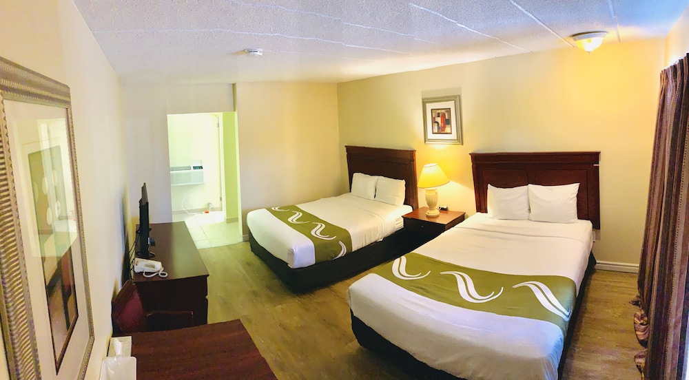Niagaras Best Inn 11/24