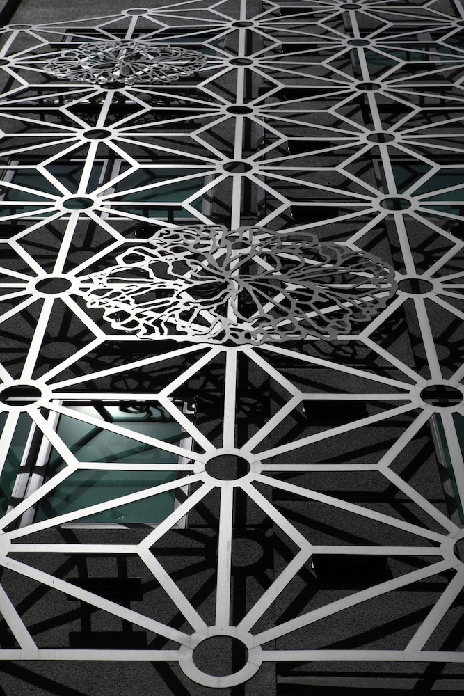 HOTEL CLOVER 5 HONGKONG STREET 4/37