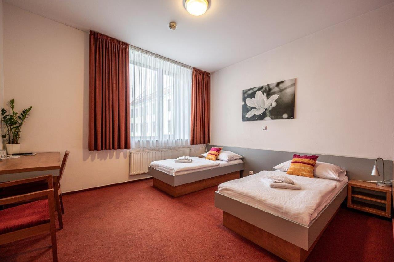 Hotel Ruby Blue 16/65