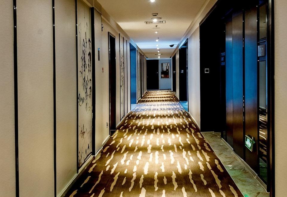 Easco Hotel 25/50