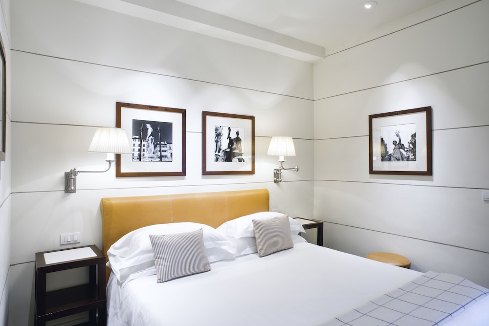 Room at Gallery Art Hotel, FLORENCE