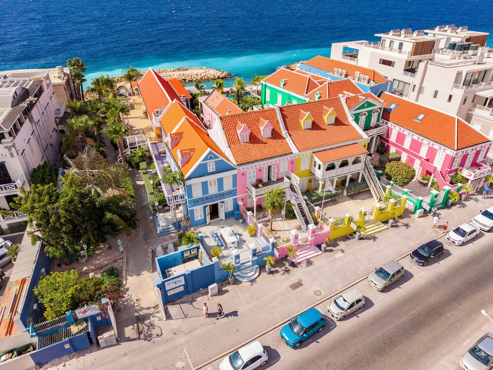 Scuba Lodge & Ocean Suites 69/76