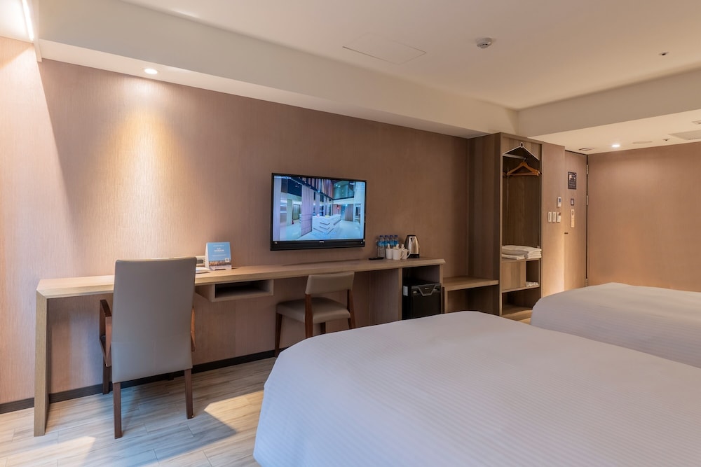 Guide Hotel Taipei Fuxing N. 61/71