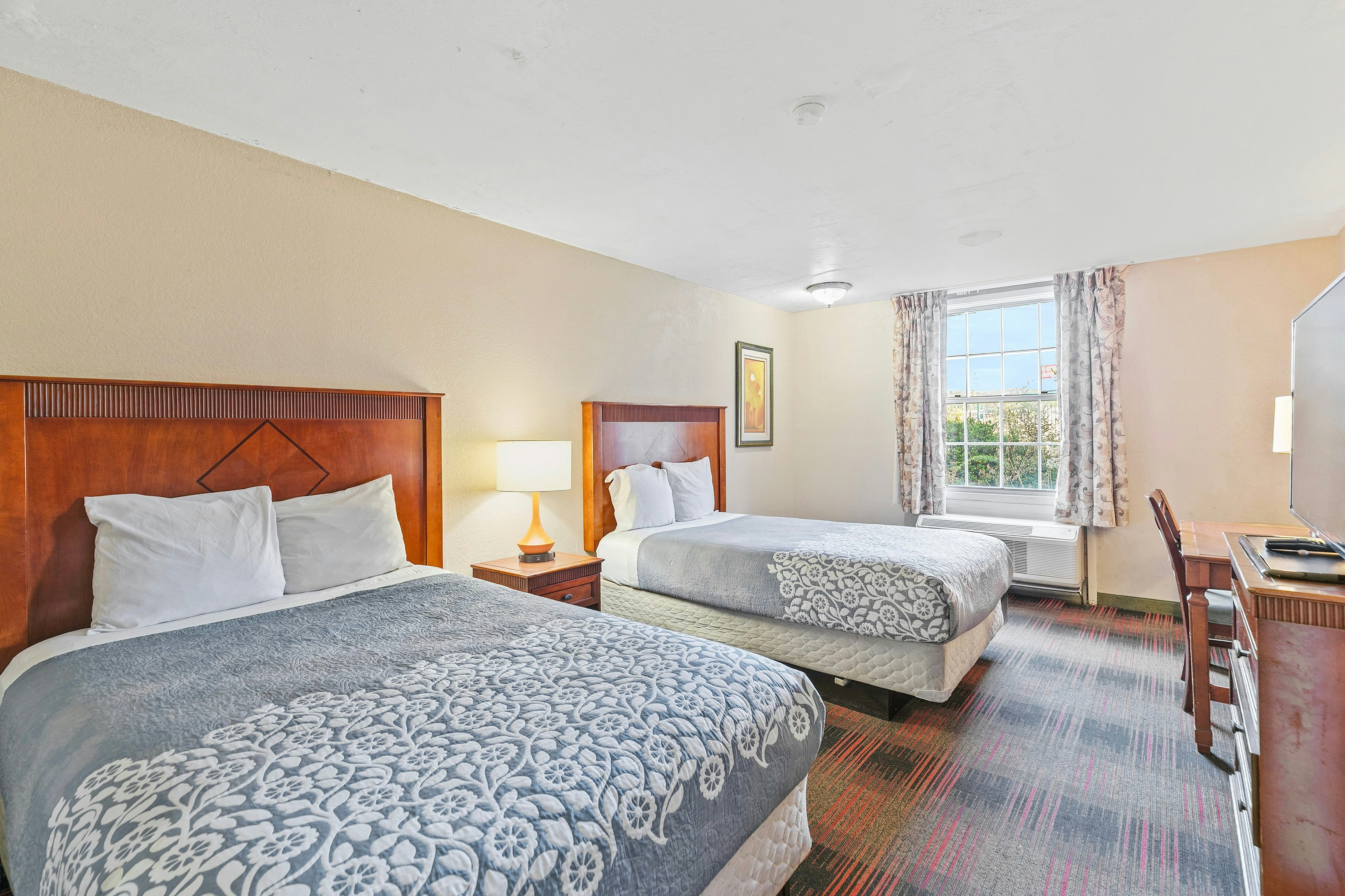 Moonlight Inn Hotel O Hattiesburg, MS 19/54