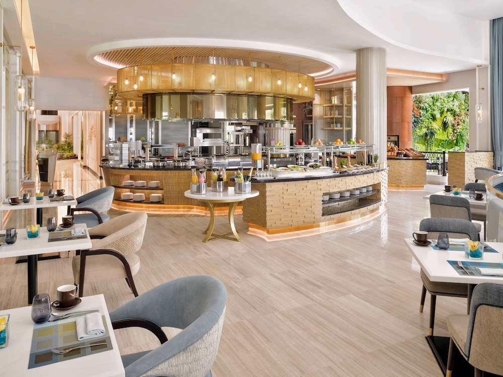 MOVENPICK HOTEL BAHRAIN 55/72