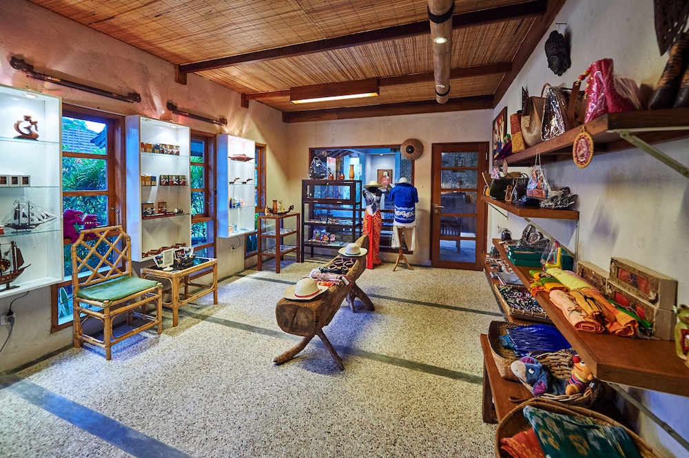 Cocotinos Manado a Boutique Dive Resort & Spa 32/48
