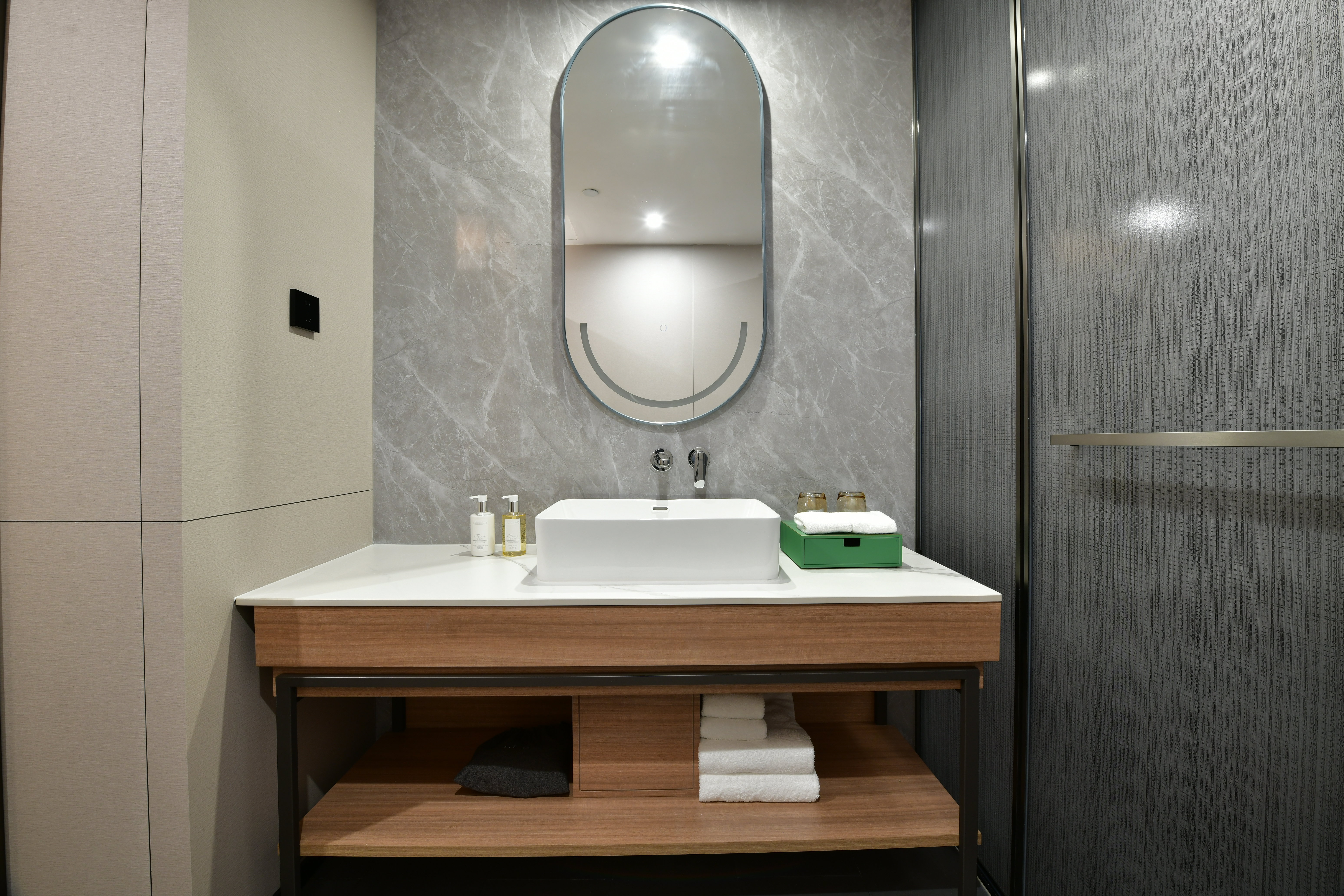 Holiday Inn Guangzhou Zhujiang New Town By Ihg 49/50